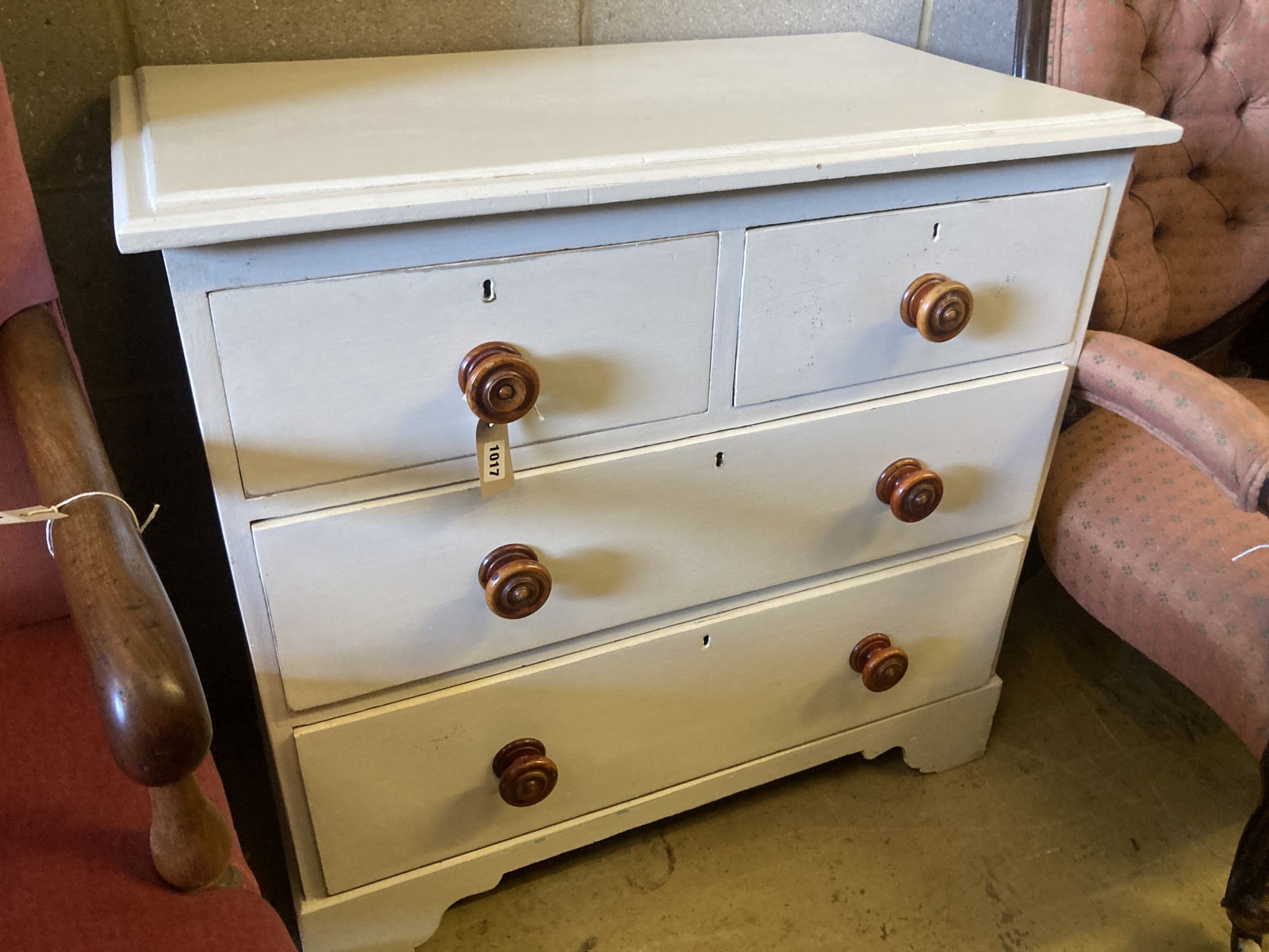 A late Victorian painted pine chest of drawers, width 86cm, depth 46cm, height 79cm